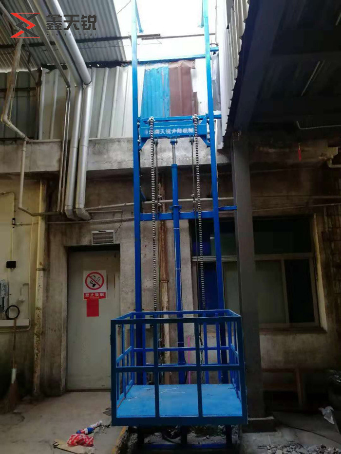 双河导轨式升降货梯